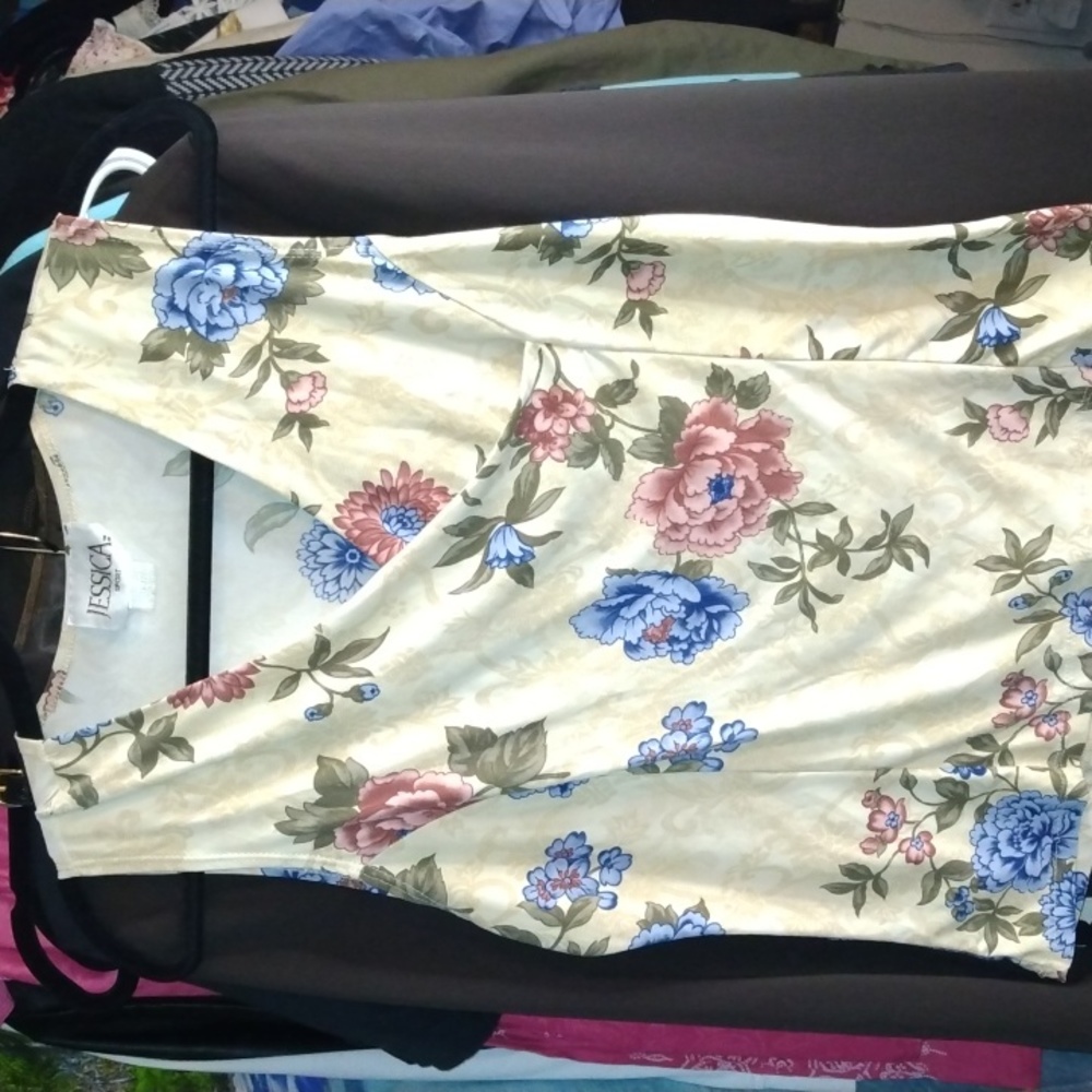 Jessica sport women's floral beige top Sz 10/12